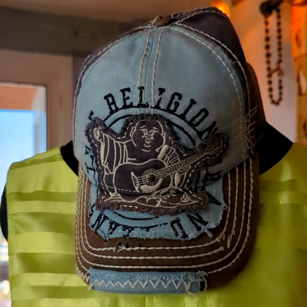 Distressed True Religion hat